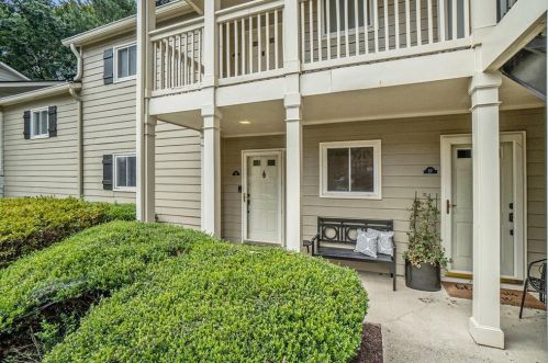 25 Springhedge Ct, Smyrna, GA 30080-8024