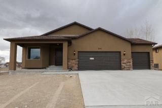359 Hahns Peak Ave, Pueblo CO  81007-2805 exterior