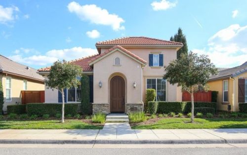 3872 Heritage Ave, Clovis, CA 93619-5094