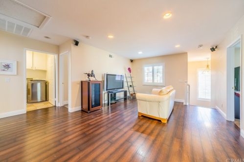 8735 Fallbrook Way, Anaheim CA  92808-3600 exterior