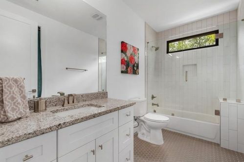 1889 Bixby St, Atlanta GA  30317-2247 exterior