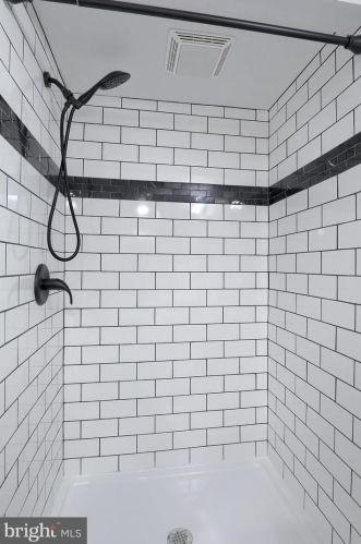 139 Montrose Ave, Lancaster PA  17603-6617 exterior