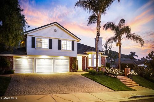5500 Napoleon Ave, Calabasas, CA 91377-4746