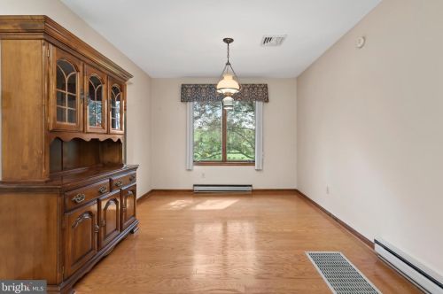 104 Stonehouse Rd, Carlisle PA  17015-7413 exterior