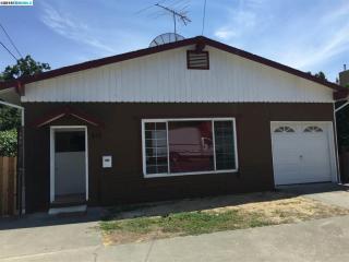 415 3rd St, Rodeo, CA 94572-1024