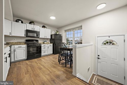 15150 Wentwood Ln, Woodbridge, VA 22191-4921
