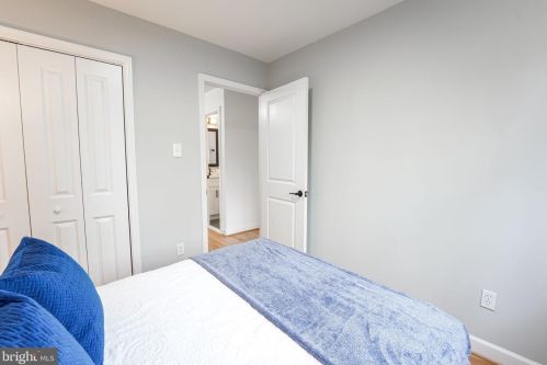 9063 Andromeda Dr, Springfield VA  22015-3509 exterior