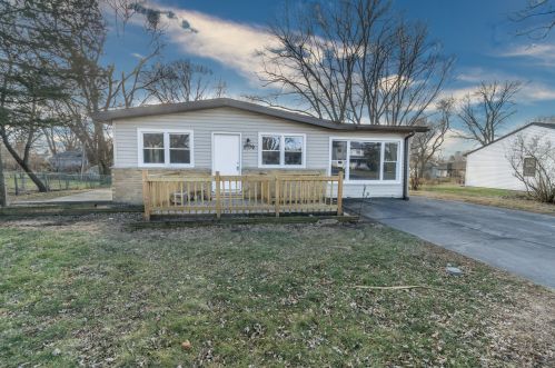 2039 Cherry Ave, Hanover Park, IL 60133-3572