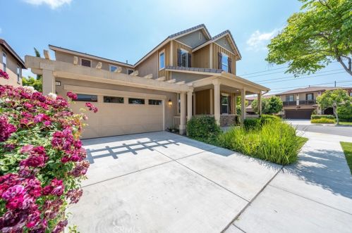 6161 Cumberland St, Chino, CA 91710-1379