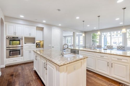 3476 Deep Waters Ct, Simi Valley CA  93065-0587 exterior