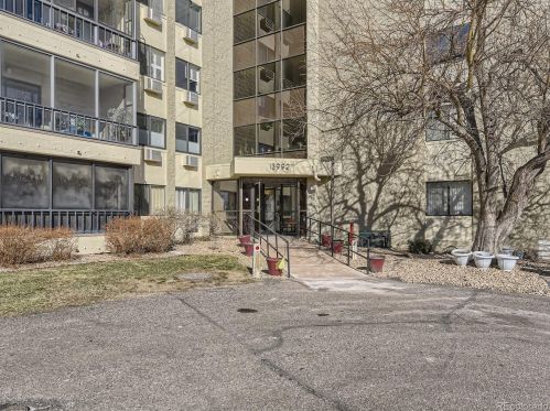 13992 Marina Dr, Denver CO 80014-5511 exterior
