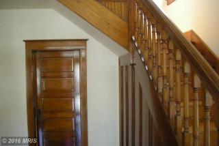 3 Johnsons Mill Rd, Berkeley Springs WV  25411-1304 exterior