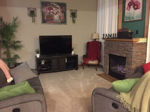 2441 Birn Hill Dr, Faribault, MN 55021-2270