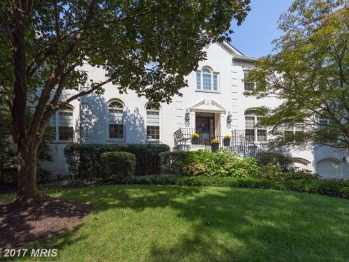 1802 Dominion Crest Ln, Mc Lean, VA 22101-4800