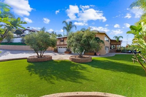 473 Country Hill Rd, Anaheim CA  92808-1353 exterior