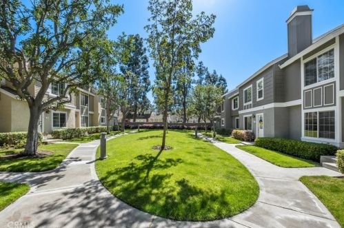 57 Thicket, Irvine, CA 92614-7951