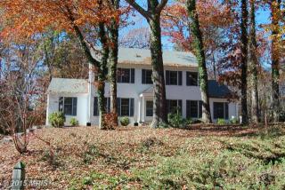 26 Tally Ho Dr, Fredericksburg, VA 22405-3307