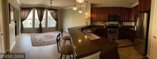 10285 Bleeker St, Saint Paul, MN 55129-6904