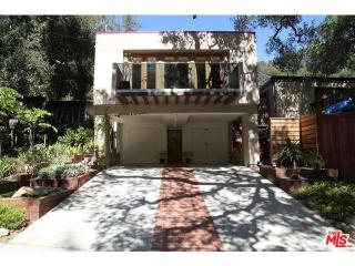 2242 Beverly Glen Pl, Los Angeles, CA 90077-2506