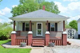 909 4th St, Sunny Hill Estates, IL 61273-9633