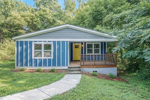 2437 Felker Ward St, Atlanta GA  30318-1872 exterior