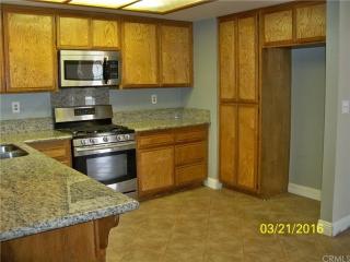 335 Yale St, Hemet, CA 92544-3267