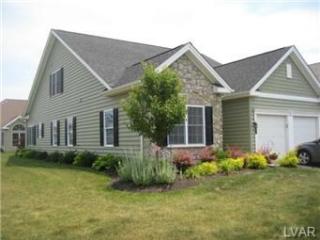6818 Allegiance Dr, Bethlehem, PA 18017-9468