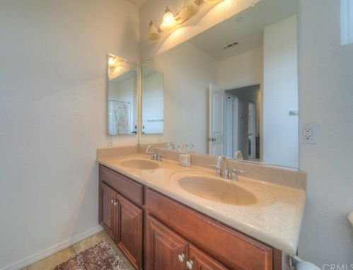 9380 Dauchy Ave, Riverside CA  92508-9213 exterior