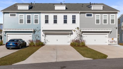 3124 Sturbridge Rd, Mount Pleasant SC  29466-8241 exterior