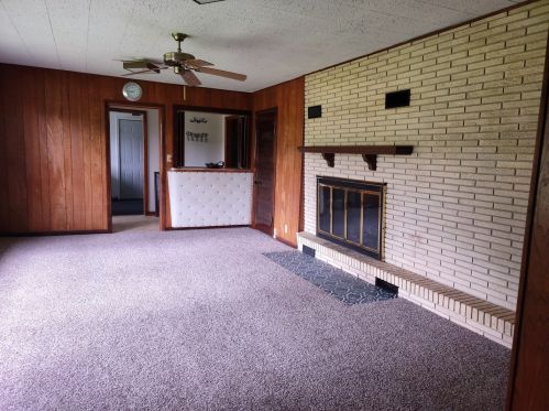 12302 Sunset Dr, Sycamore IL  60178-8121 exterior