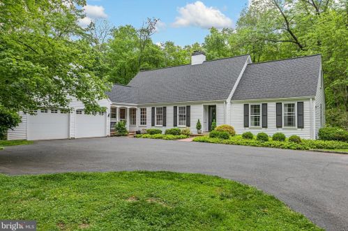 7 Honeybrook Dr, Princeton NJ  08540-7434 exterior