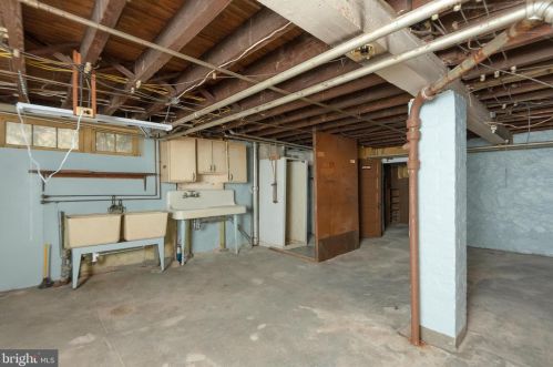 335 Ruby St, Lancaster PA  17603-5165 exterior