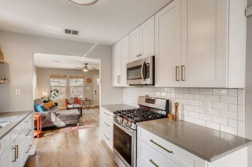 3115 14 St, Austin TX  78702-1618 exterior