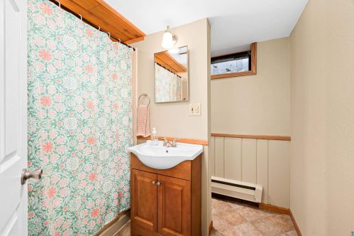 4630 Glenwood St, Duluth MN  55804-1264 exterior