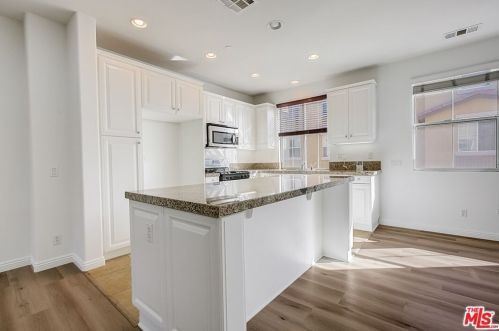 8415 Kendra Loop, Orange, CA 92867-1505