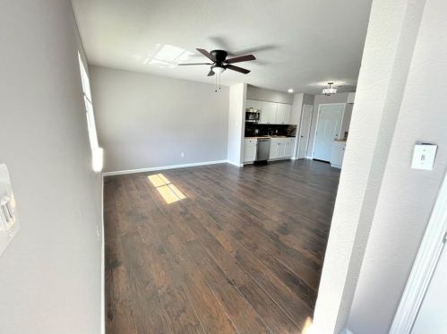 1221 Fairmont St, Irving TX  75062-6653 exterior