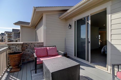 27701 Lakeview Dr, Aurora CO 80016 exterior