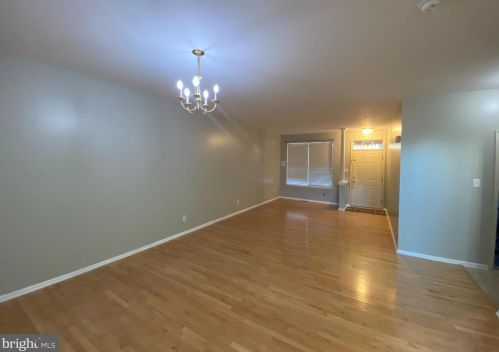 239 Starboard Way, Mount Laurel NJ  08054-6111 exterior