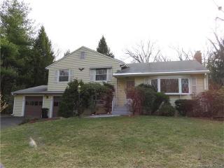 27 Springbrook Ln, Simsbury, CT 06070-2630