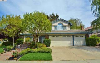 3443 Kamp Dr, Pleasanton, CA 94588-5301