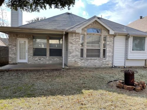 4913 Tulip Ln, Fort Worth TX  76137-6385 exterior