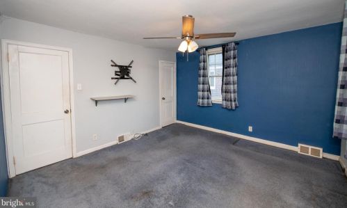 4013 Hartel Ave, Philadelphia, PA 19136-3111