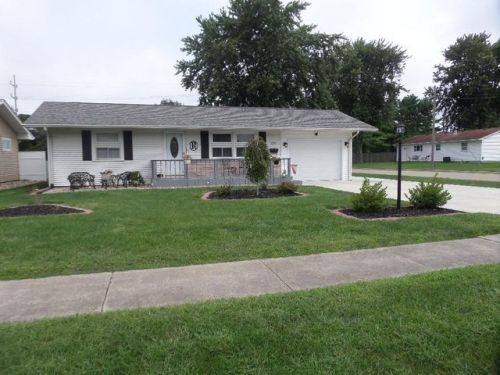 1200 Rudy Ave, Mattoon, IL 61938-6039