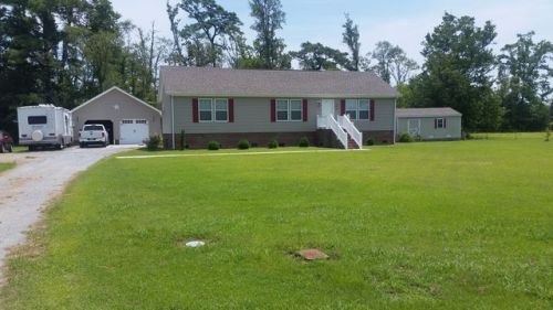 392 Edgewater Rd, Columbia, NC 27925-8204