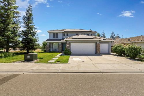1128 Joan Ave, Ripon, CA 95366-3362