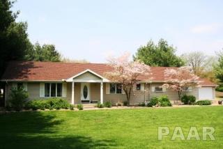 208 Juliana St, Mackinaw, IL 61755-7560