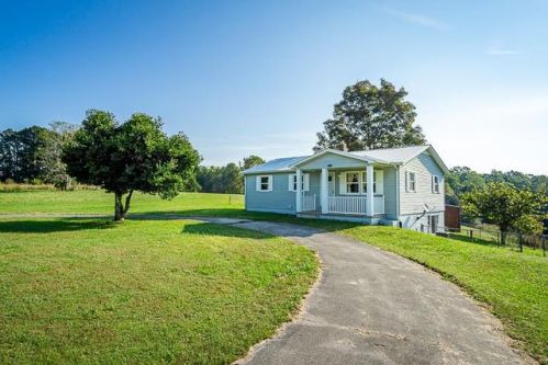 355 Booger Ridge Ln, Gainesboro, TN 38562-7130