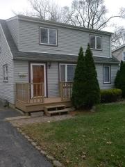 14401 Lawndale Ave, Crestwood, IL 60445-2947