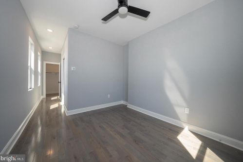 412 Jackson St, Philadelphia PA  19148-5705 exterior