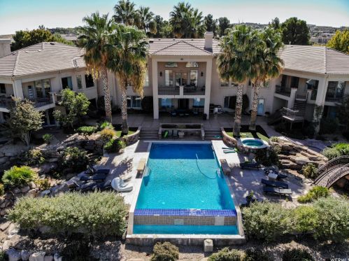 1540 Stone Cliff Dr, Saint George, UT 84790-6138